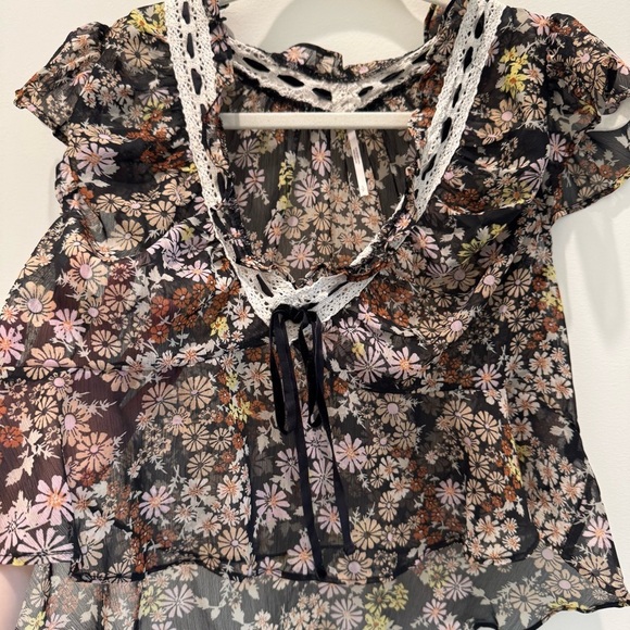 Free People Rylee Printed Top cropped floral
Size S - Picture 4 of 6
